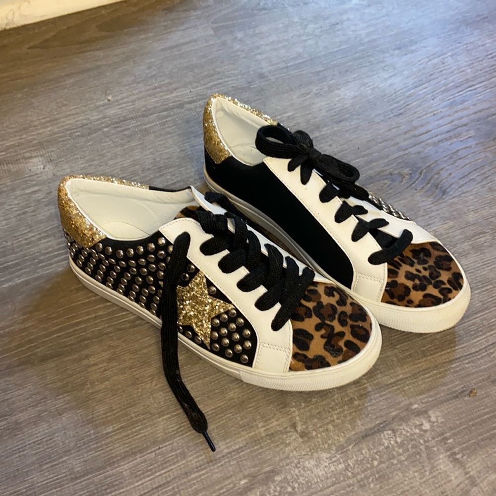 Cheetah sneaker